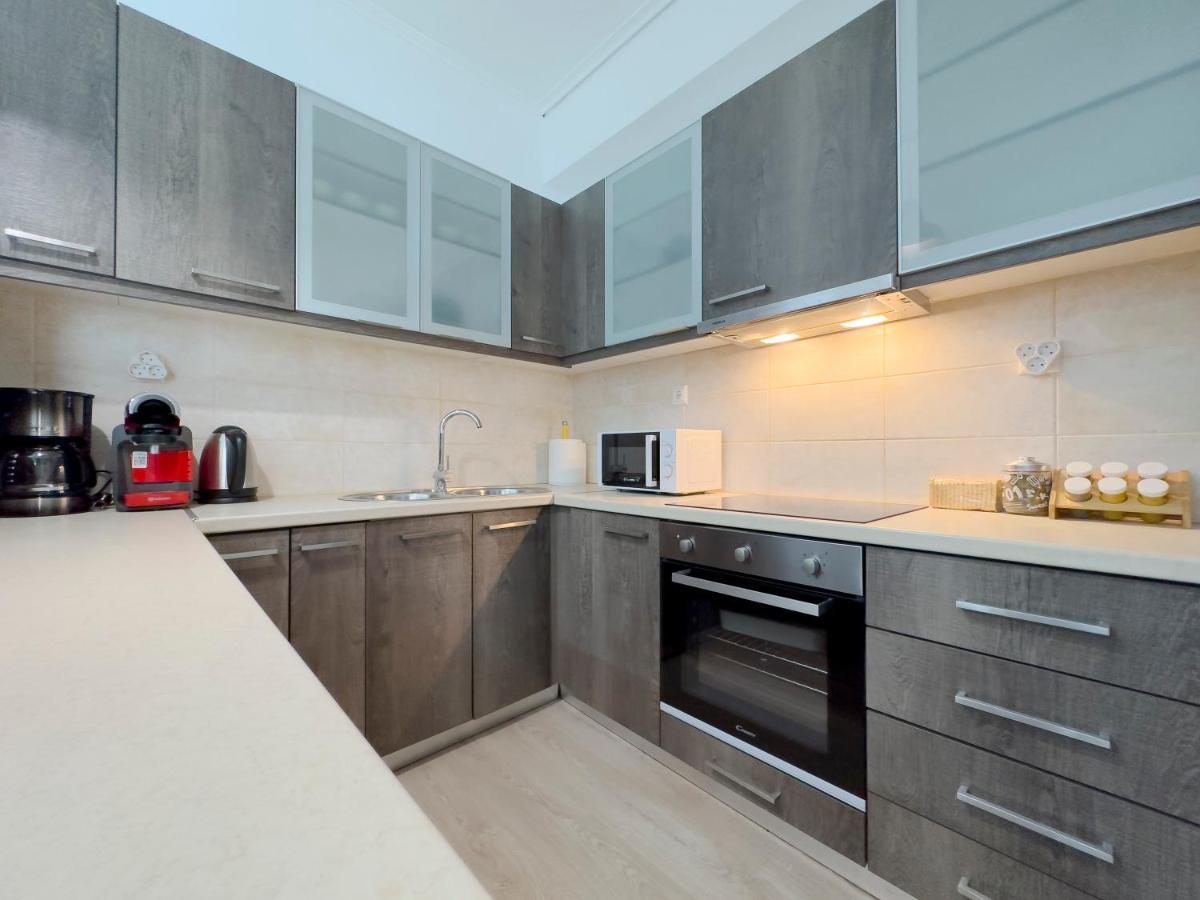 Aristotelous Spacious 109sqm In